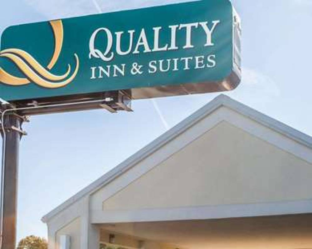 Quality Inn & Suites 4