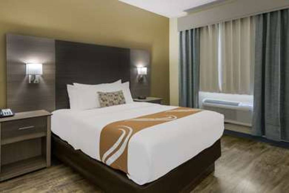 QUALITY INN & SUITES ROANOKE - FORT 9