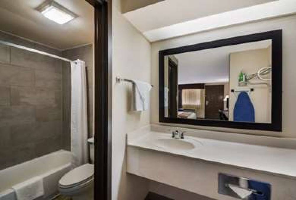 QUALITY INN & SUITES ROUND ROCK-AUS 8