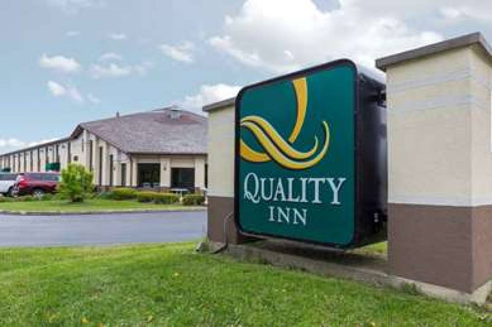 Quality Inn Sycamore - DeKalb 1