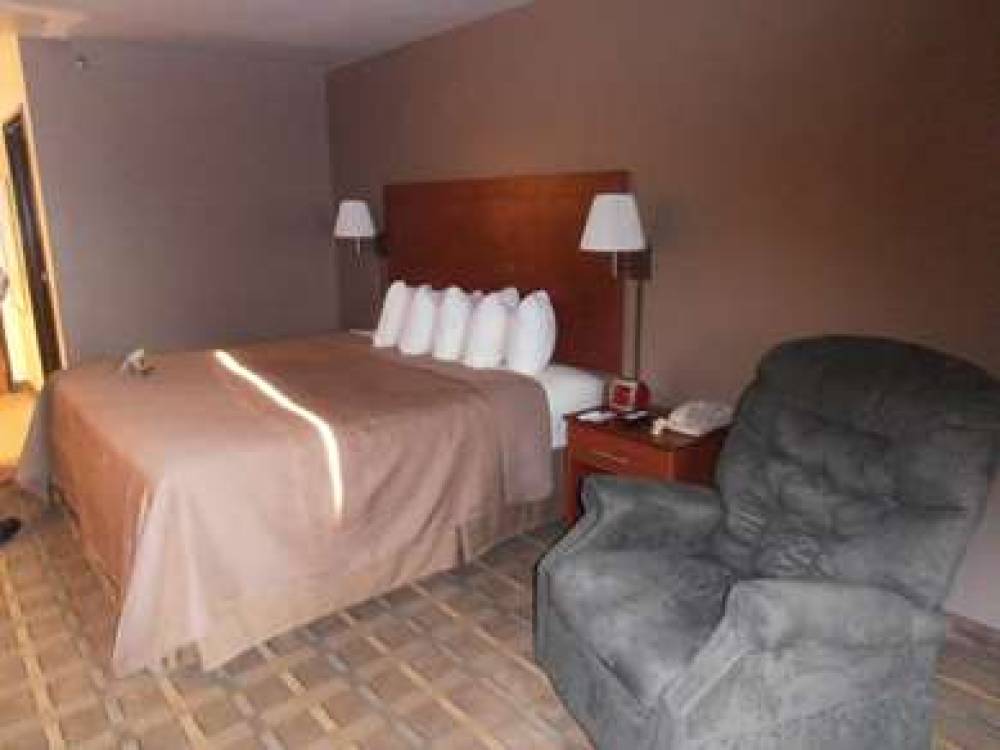 QUALITY INN THERMOPOLIS NEAR HOT SP 4