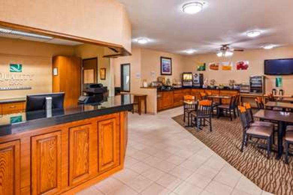 Quality Inn Tomah 4