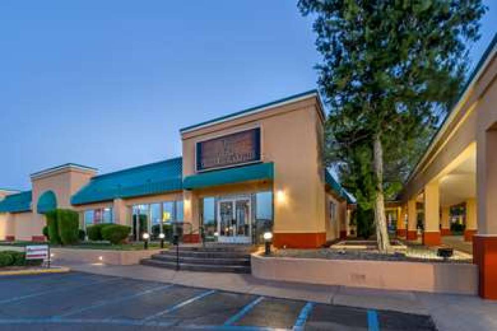 Quality Inn Tucumcari 9