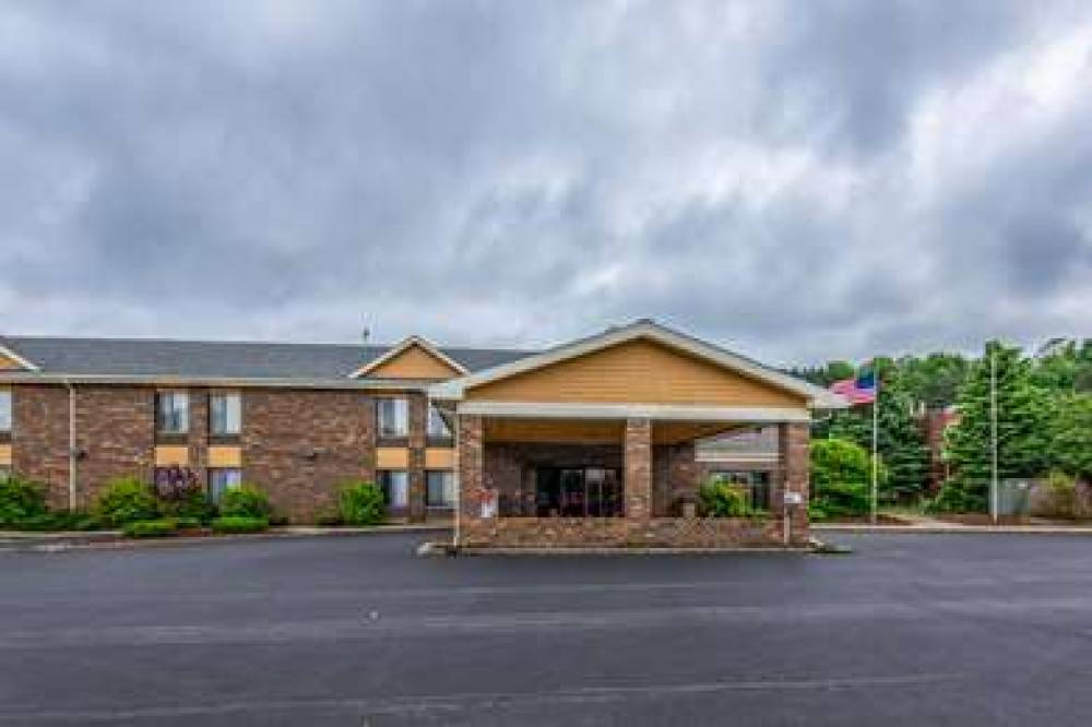 QUALITY INN TULLY I-81 2