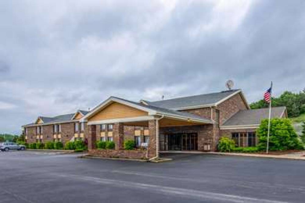 QUALITY INN TULLY I-81 1