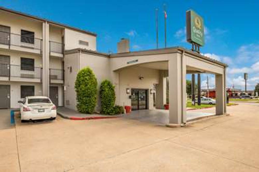 QUALITY INN TULSA CENTRAL 2