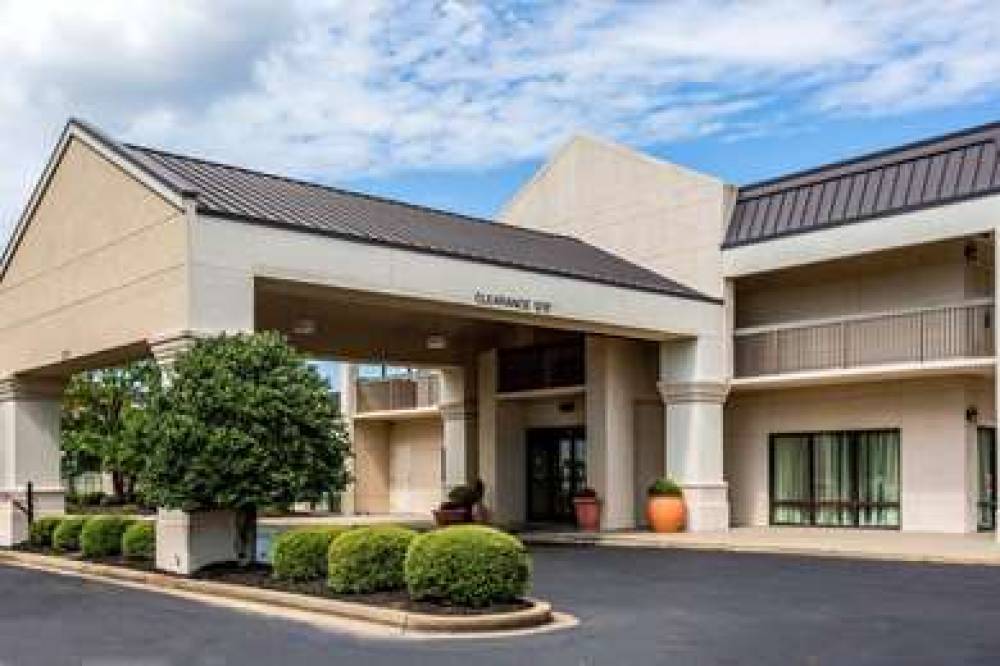 QUALITY INN UNION CITY US 51 4