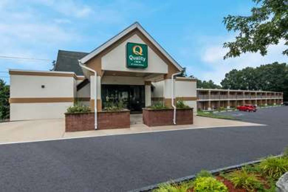 QUALITY INN WESTFIELD - SPRINGFIELD 3