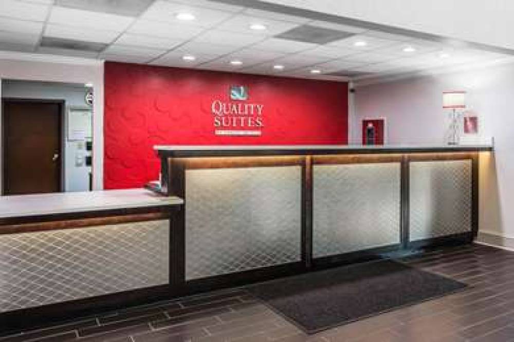 Quality Suites At Carolina Place Mall 7