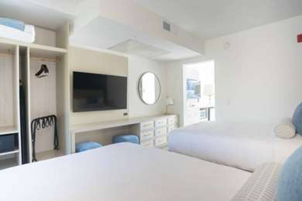 Quality Suites Near Orange County Convention Cente 10