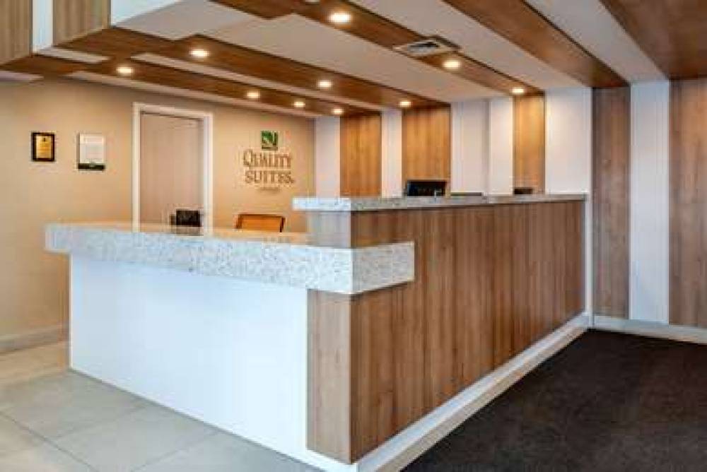 Quality Suites Quebec 5