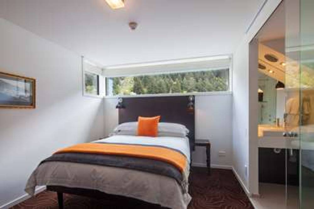 QUEENSTOWN PARK BOUTIQUE HOTEL 2