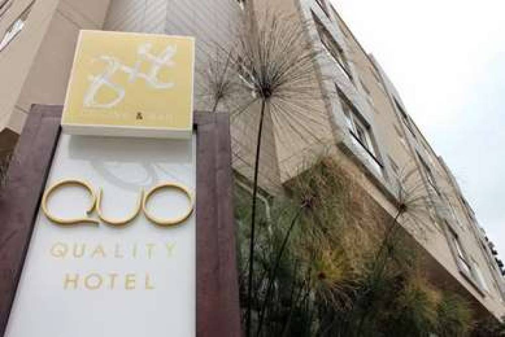 QUO QUALITY HOTEL 9