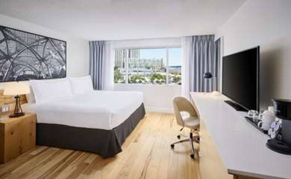 Radisson Admiral Hotel Toronto-Harbourfront 6