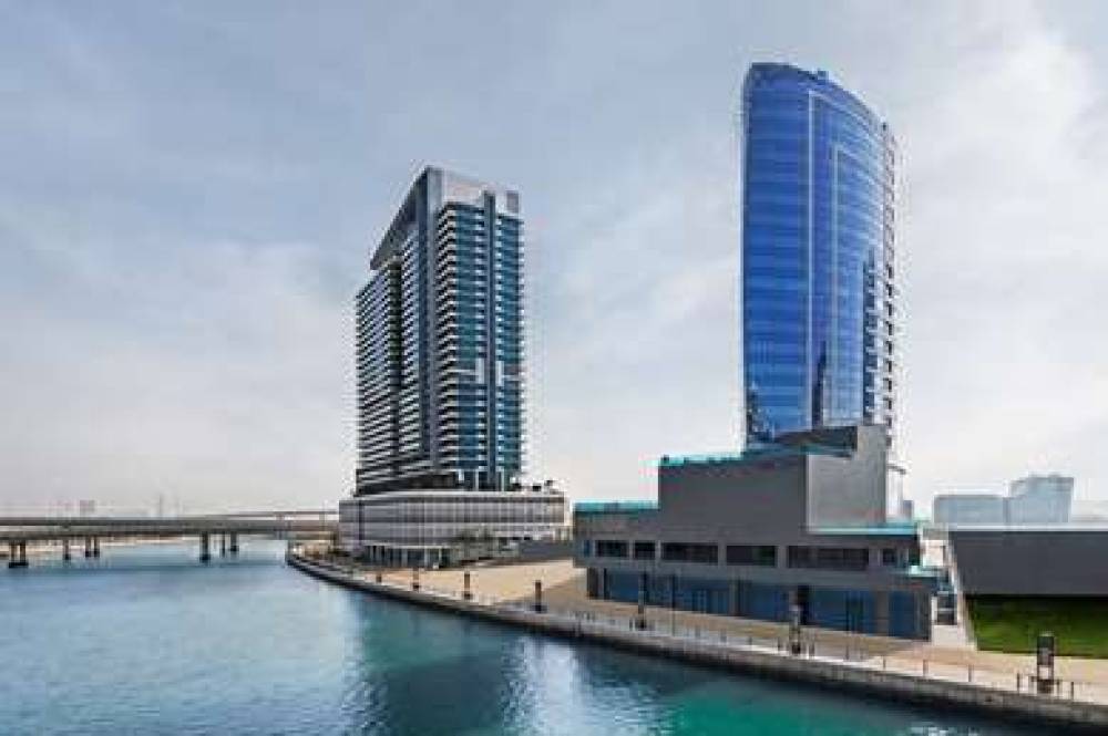 RADISSON BLU DUBAI CANAL VIEW 1