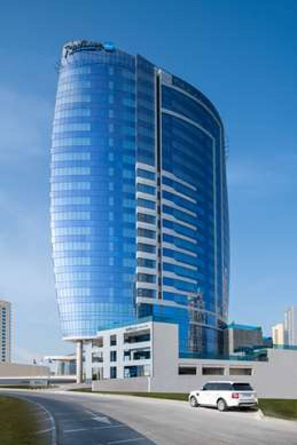 RADISSON BLU DUBAI CANAL VIEW 2