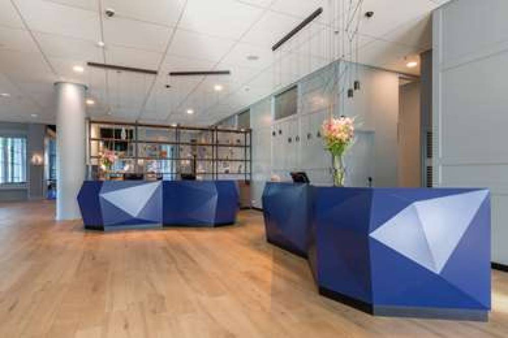 Radisson Blu Hotel Amsterdam Airport 2