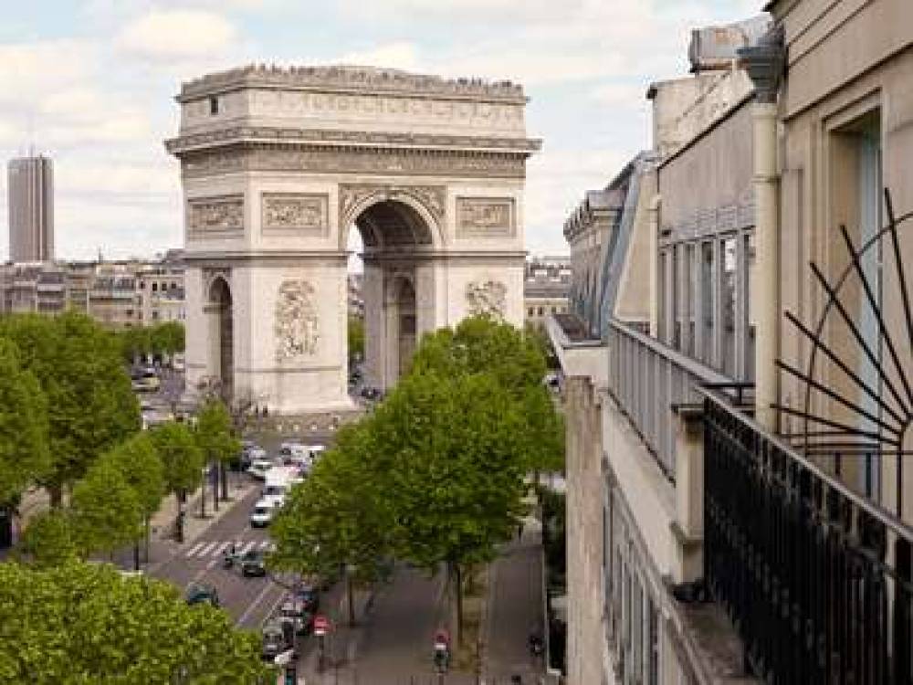 Radisson Blu Hotel Champs Elysees, Paris 4