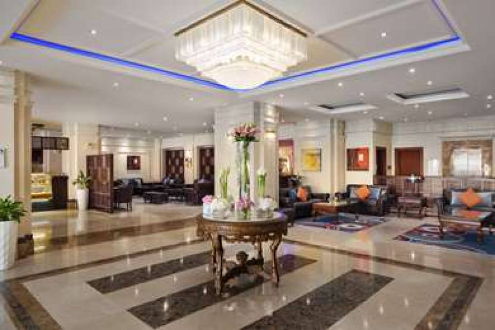 RADISSON BLU HOTEL DHAHRAN 7