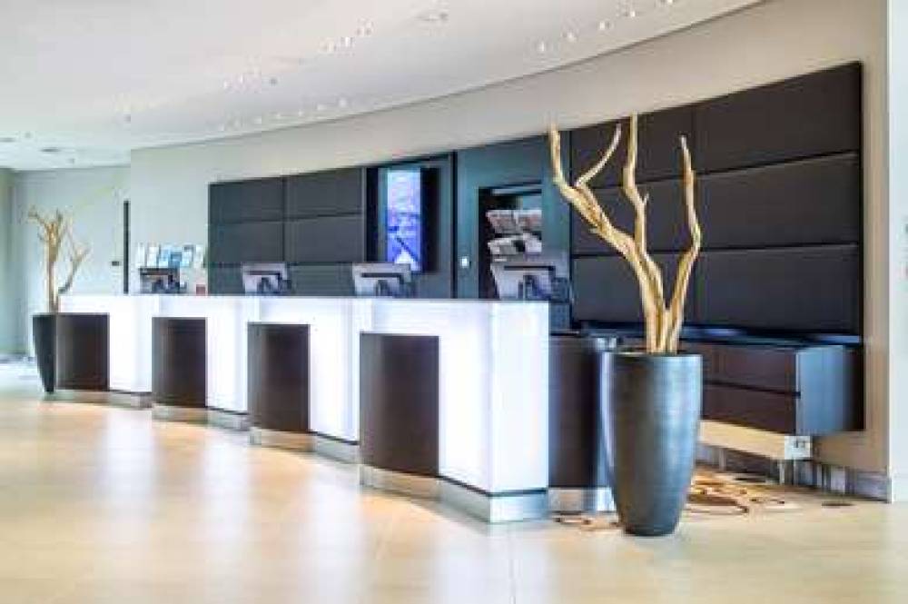 Radisson Blu Hotel, Hamburg Airport 8