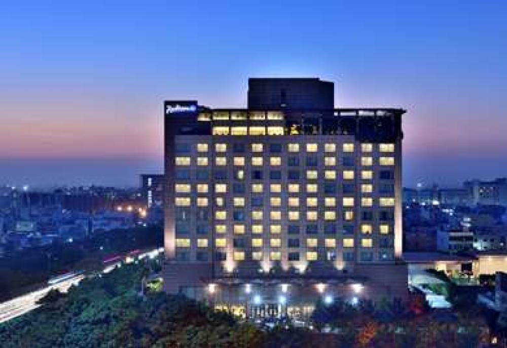 Radisson Blu Hotel Indore 2