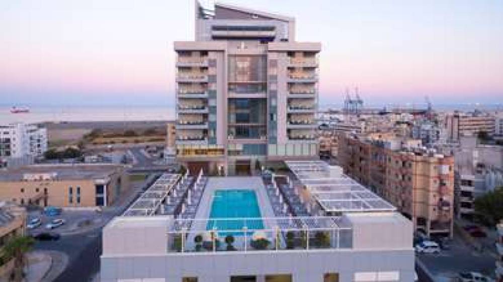 Radisson Blu Hotel, Larnaca 6