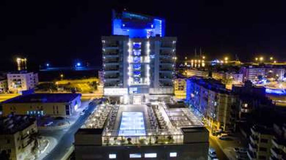 Radisson Blu Hotel, Larnaca 9