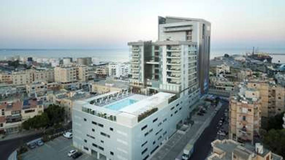 Radisson Blu Hotel, Larnaca 5