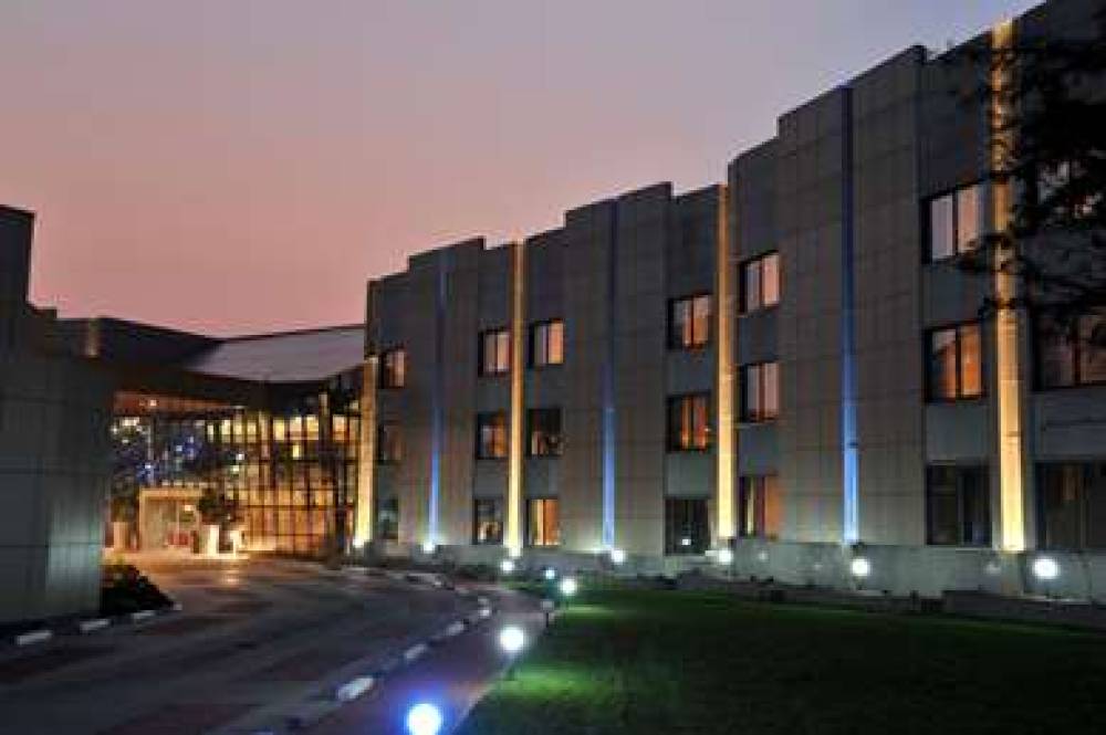 RADISSON BLU HOTEL, LUSAKA 5