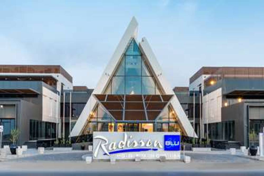 RADISSON BLU HOTEL, RIYADH QURTUBA 1