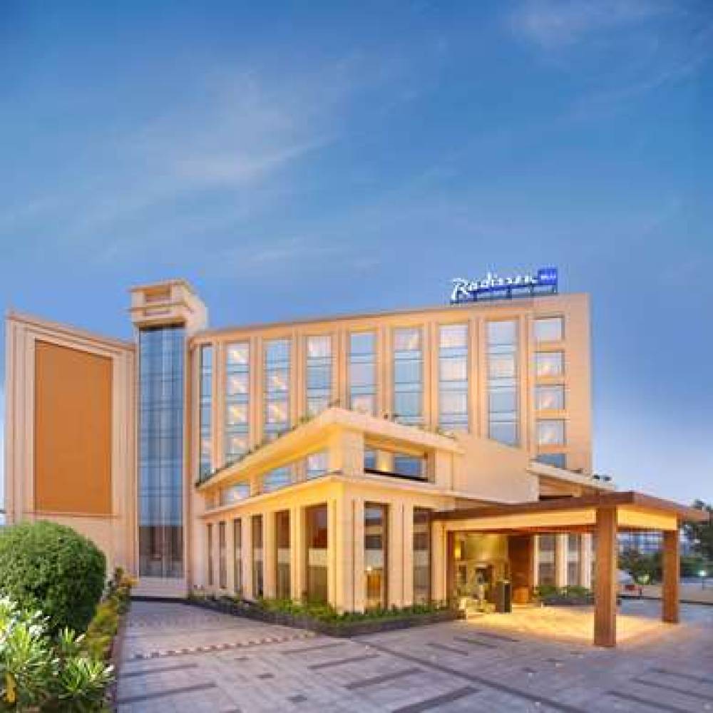 Radisson Blu Jammu 3