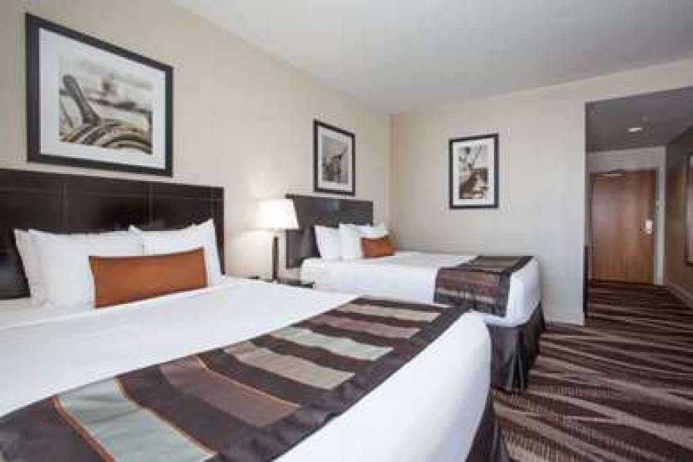 RADISSON EDMONTON AIRPORT 4