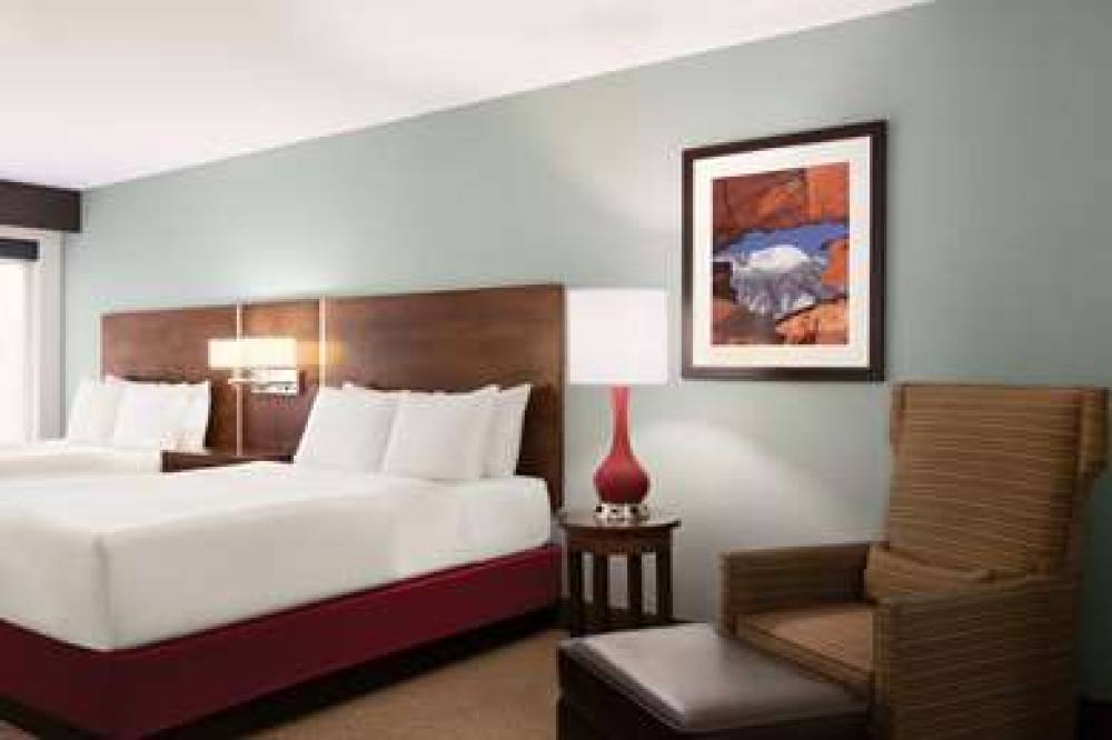 Radisson Hotel Colorado Springs Airport 7