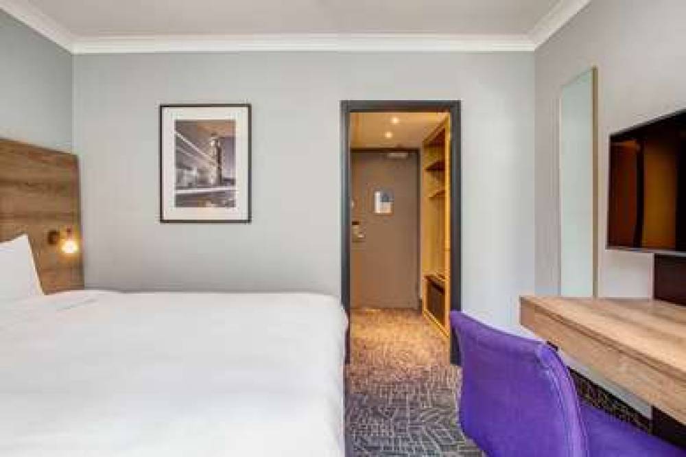 RADISSON HOTEL LONDON HEATHROW 5