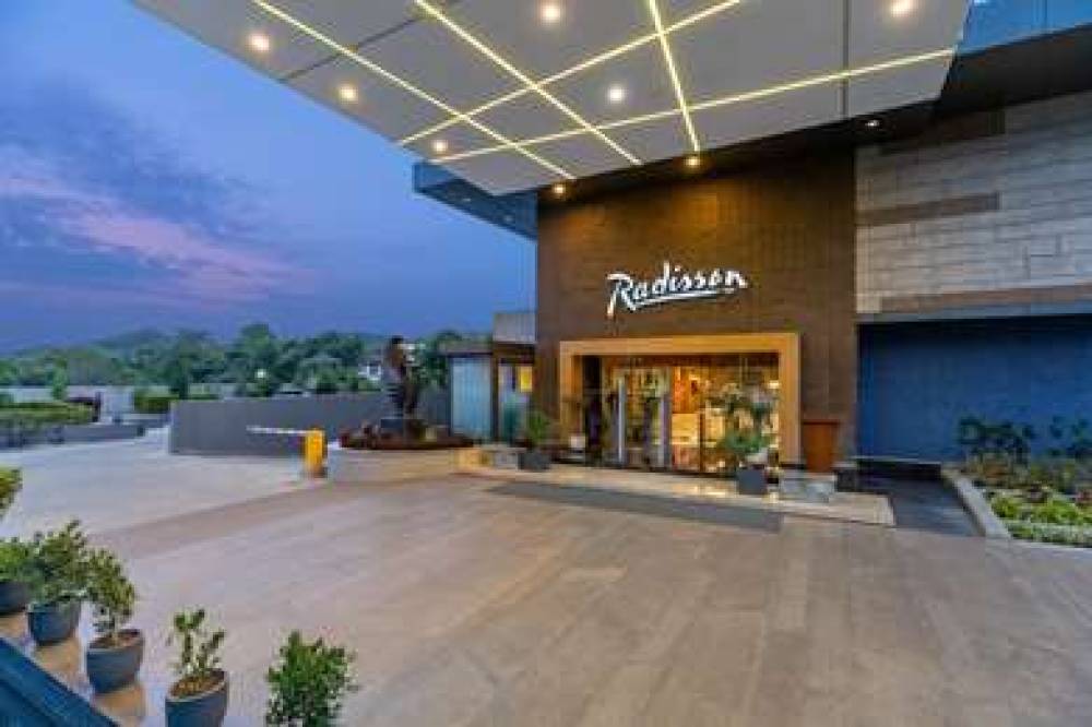 RADISSON HOTEL NATHDWARA 4