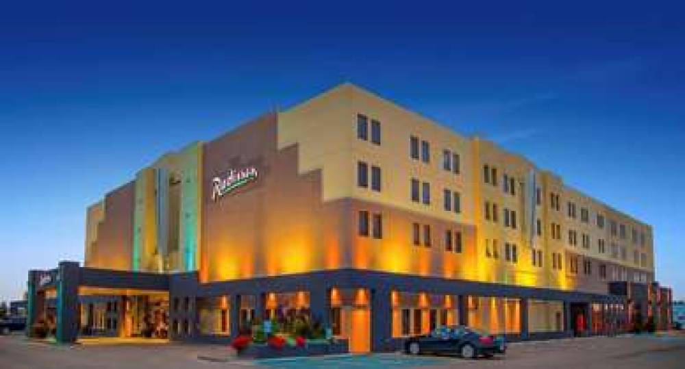 Radisson Hotel Red Deer 1