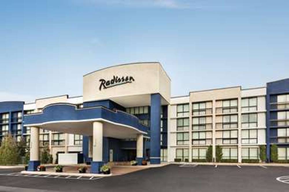 RADISSON LENEXA OVERLAND PARK 1