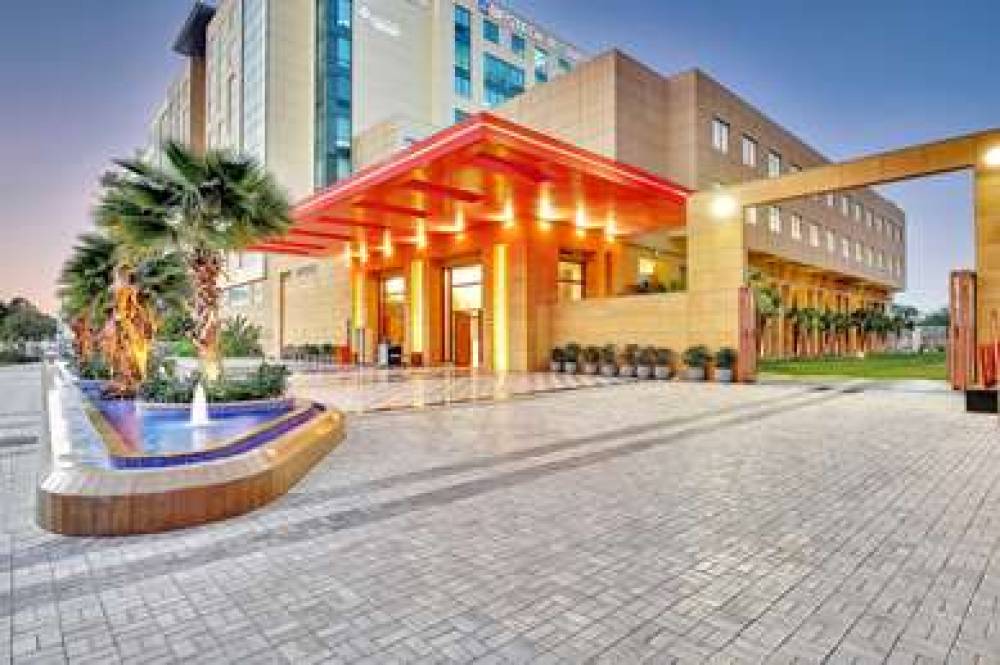 RADISSON RED CHANDIGARH MOHALI 4