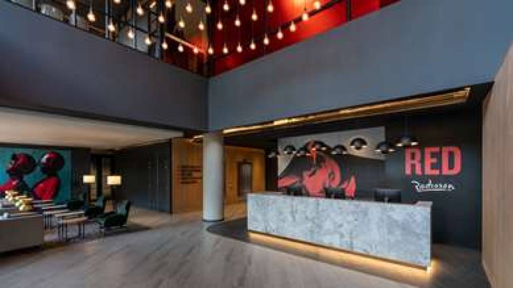 RADISSON RED JOHANNESBURG ROSEBANK 6