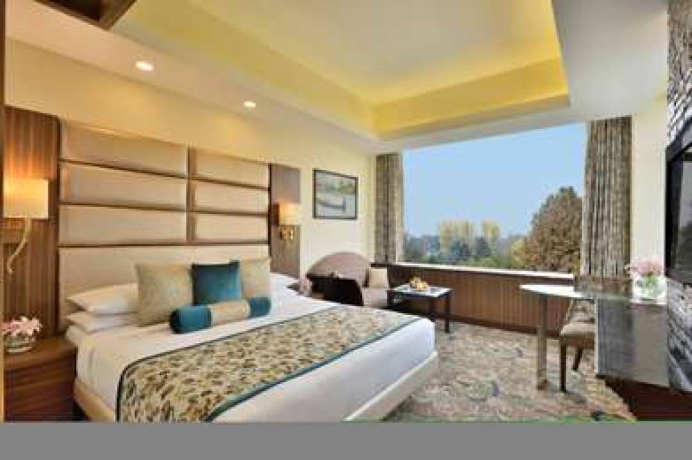 RADISSON SRINAGAR 3