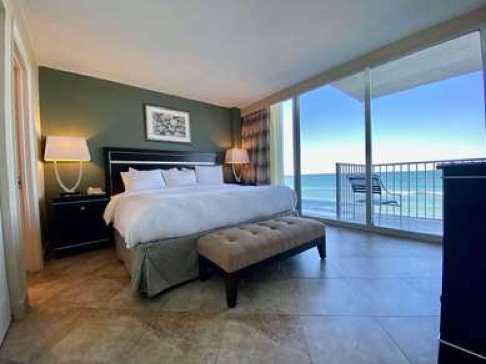 Radisson Suite Hotel Oceanfront 8