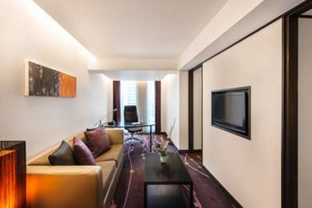 Radisson Suites Bangkok Sukhumvit 9