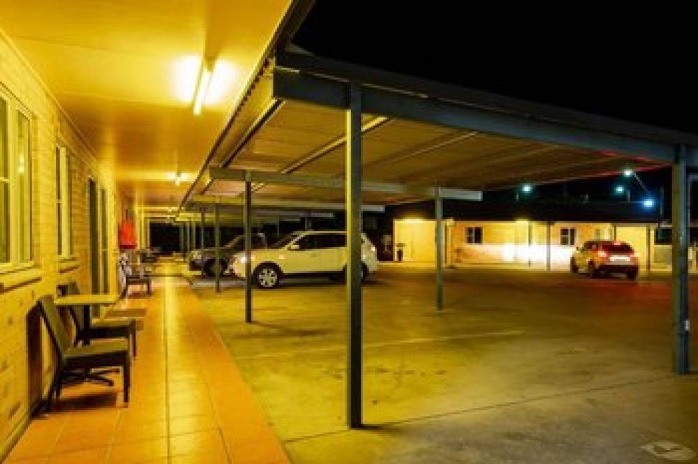 RAINTREE MOTEL BILOELA 5