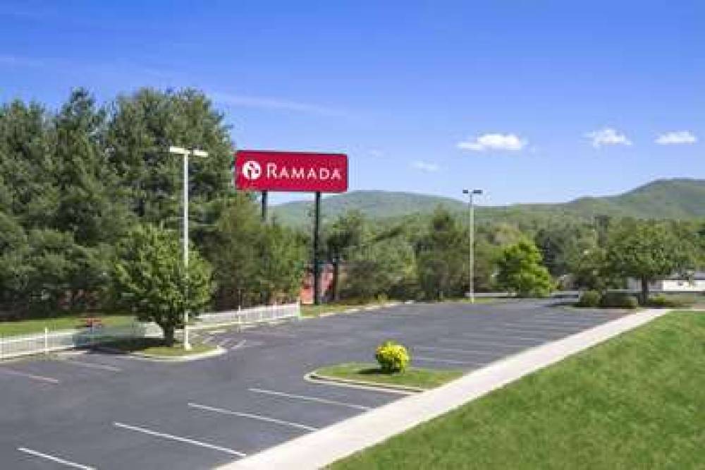 Ramada Asheville Southeast 3