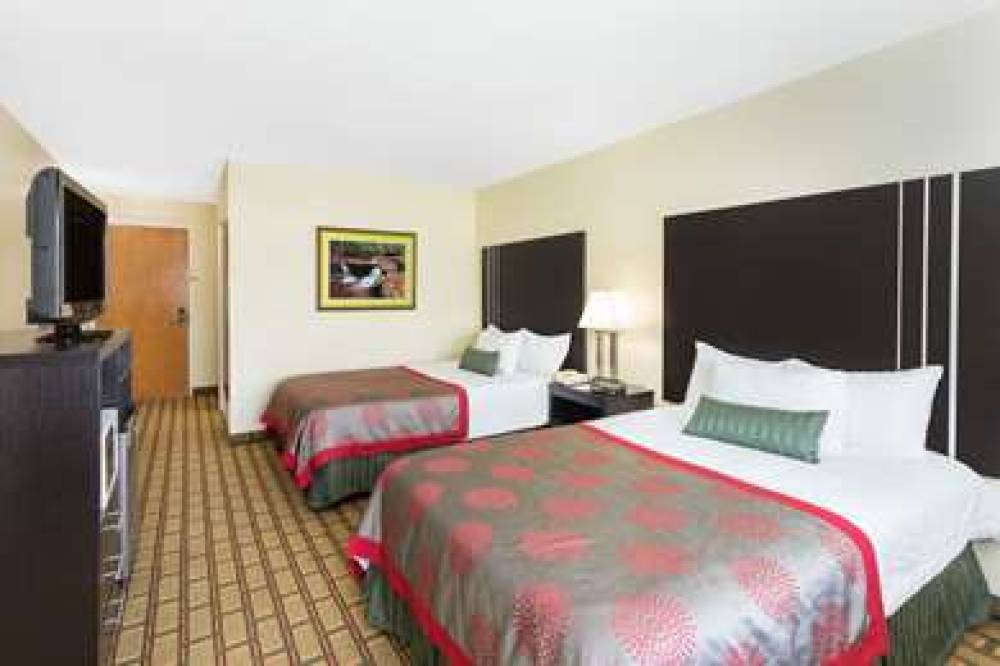 Ramada Asheville Southeast 9