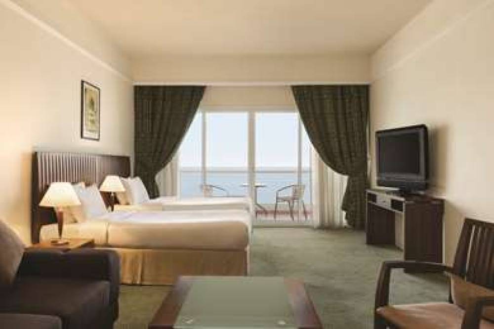 RAMADA BEACH HOTEL AJMAN 6