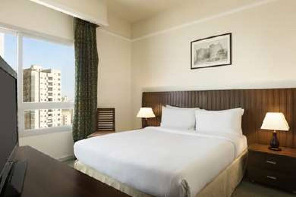 RAMADA BEACH HOTEL AJMAN 7