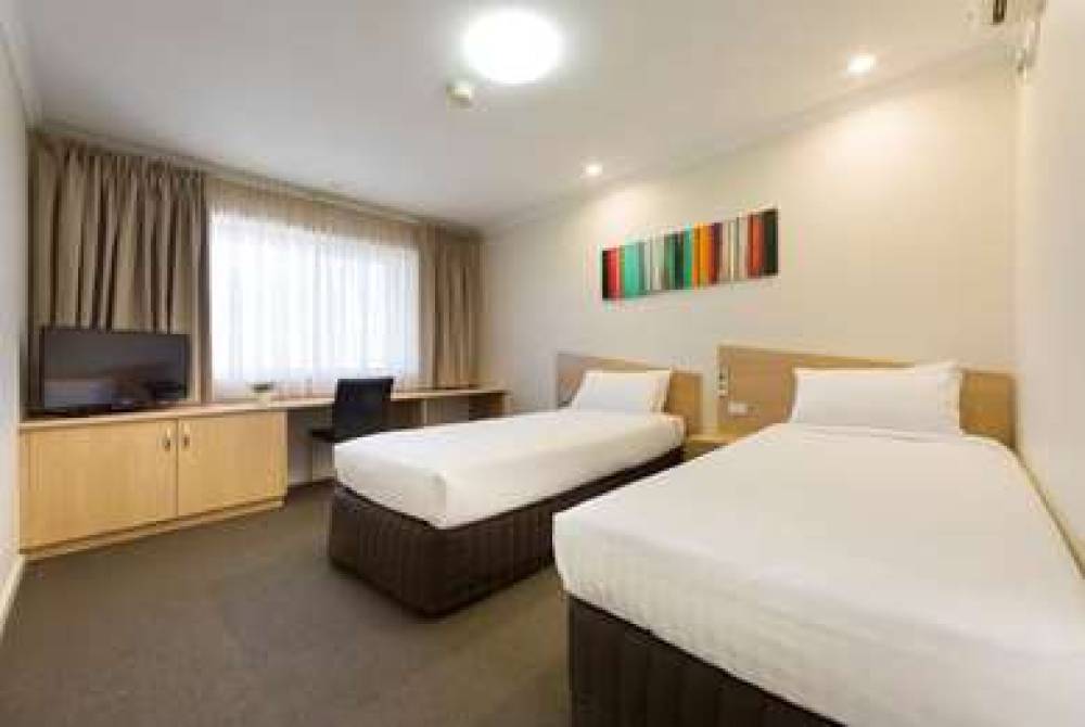 RAMADA BELCONNEN CANBERRA 4