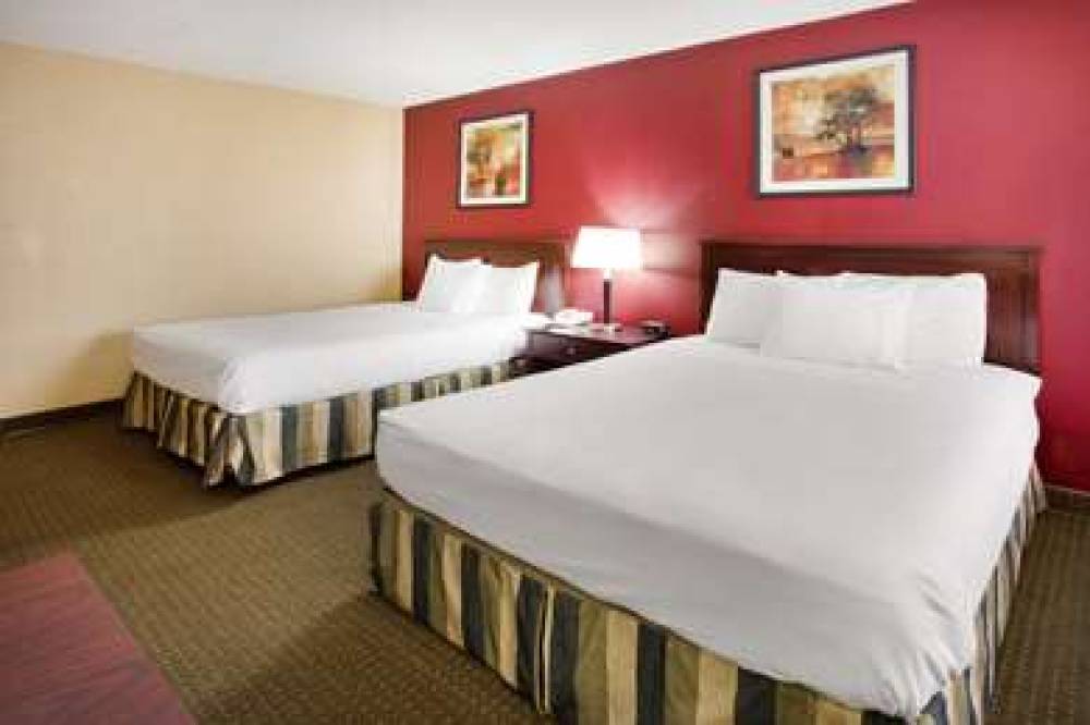 Ramada Bettendorf 8