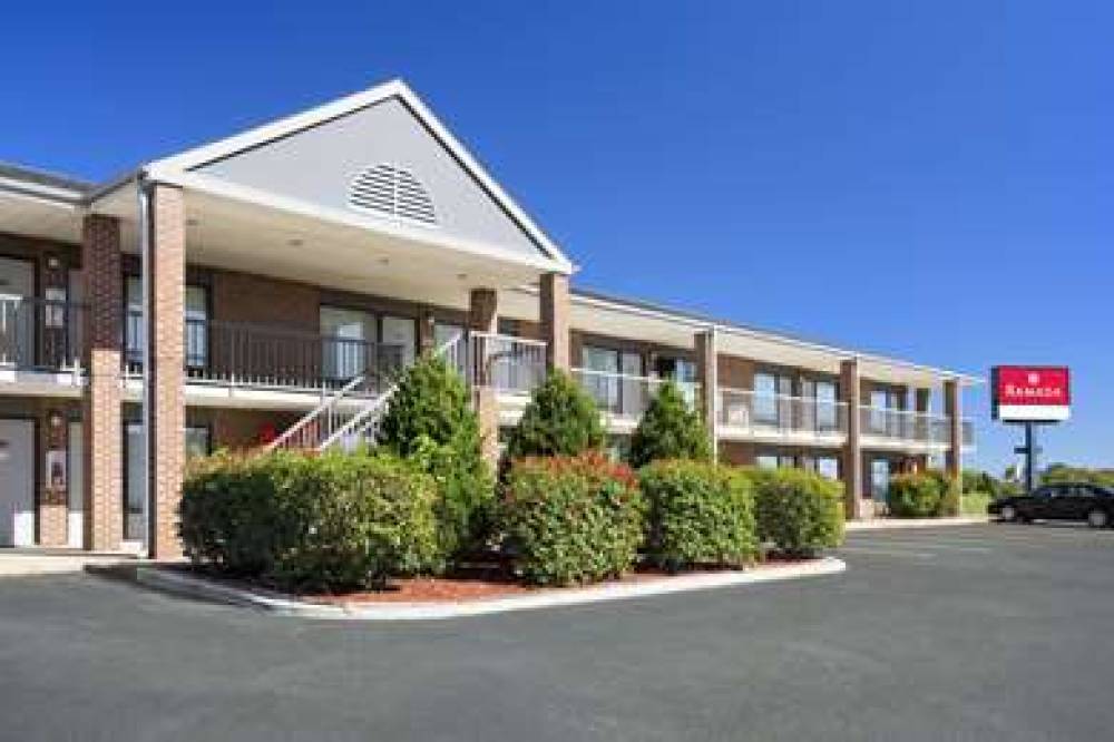 Ramada By Wyndham Batesville